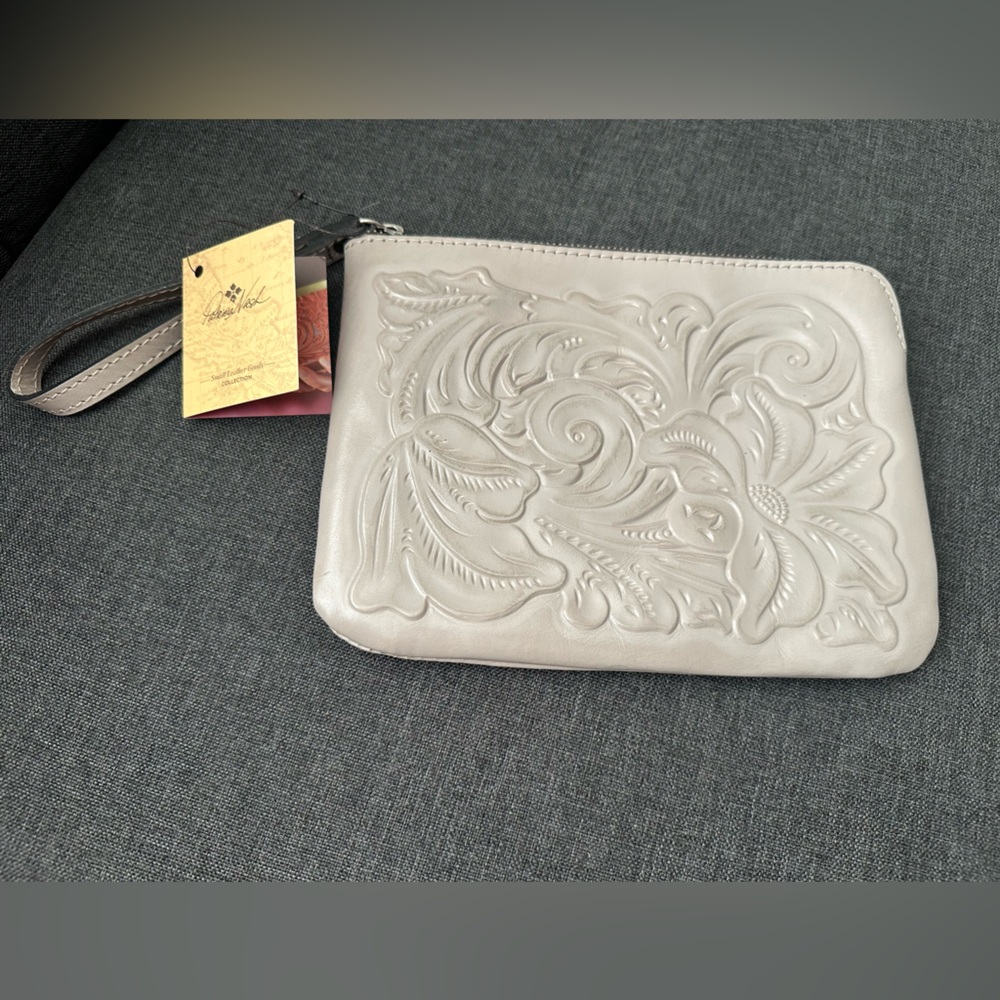 NWT Patricia Nash Embossed Cassini Leather Clutch